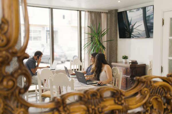 Wot Costa Da Caparica Hotel ภายนอก รูปภาพ