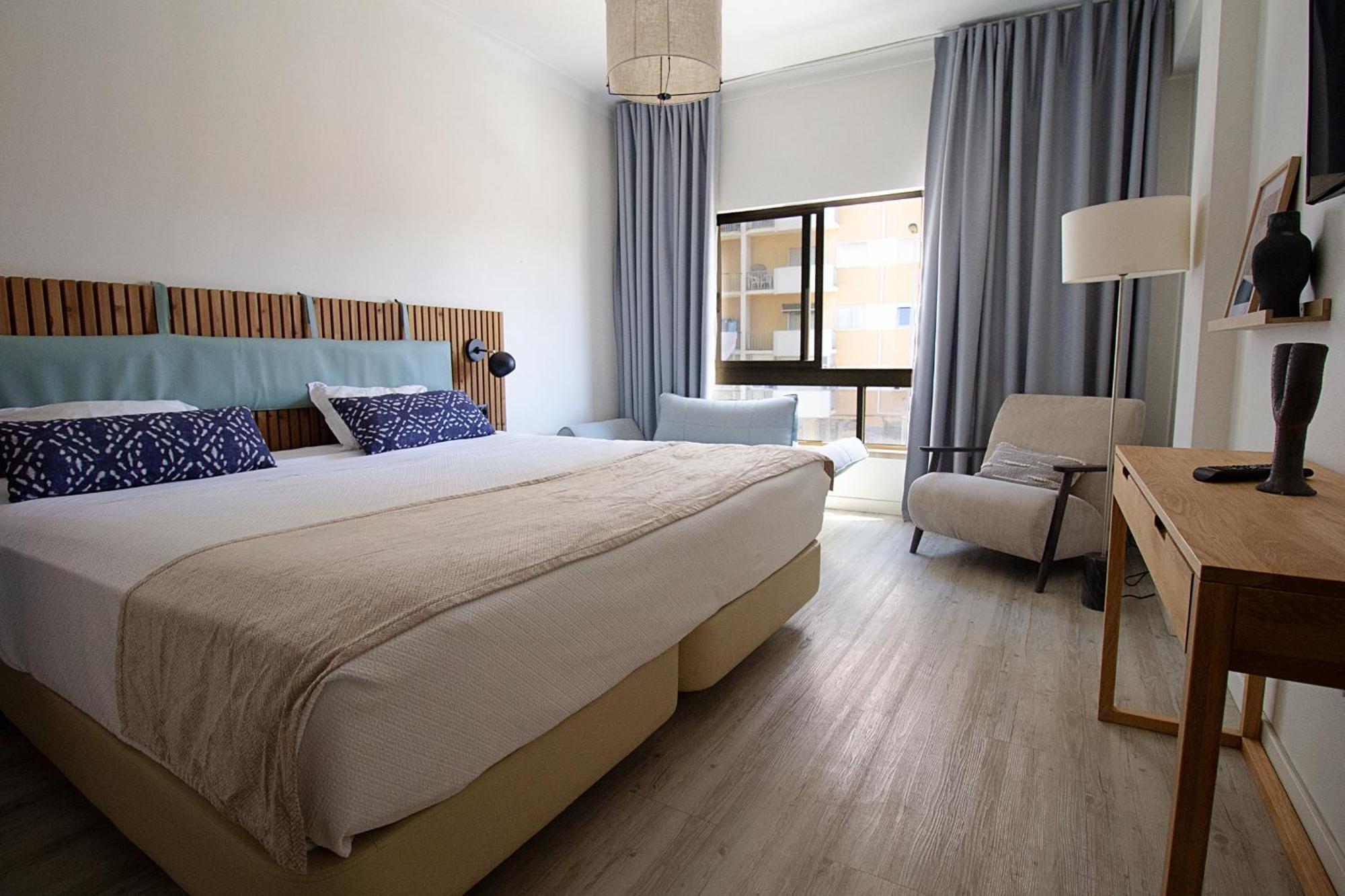 Wot Costa Da Caparica Hotel ภายนอก รูปภาพ