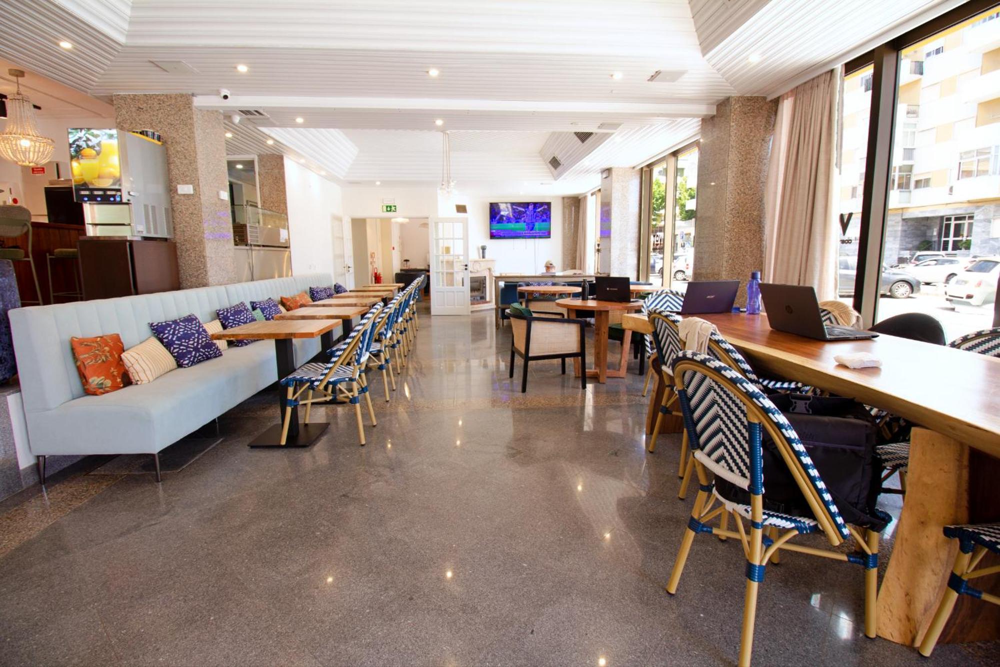 Wot Costa Da Caparica Hotel ภายนอก รูปภาพ