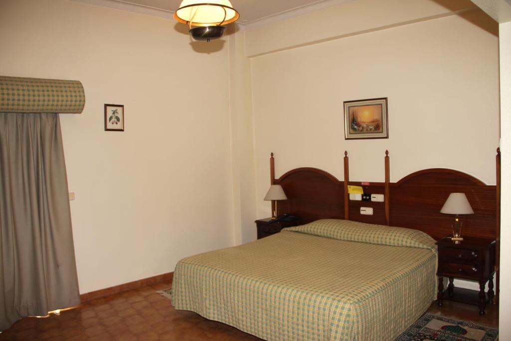 Wot Costa Da Caparica Hotel ภายนอก รูปภาพ